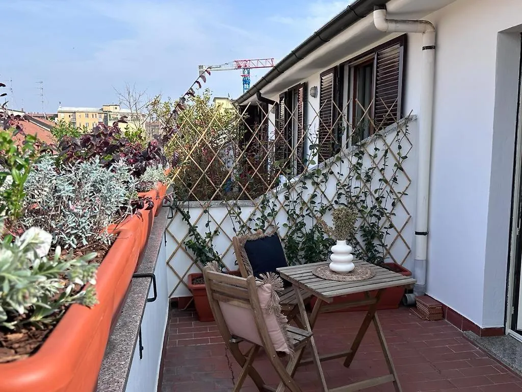 Terrazza Carcano Top Floor 밀라노 아파트